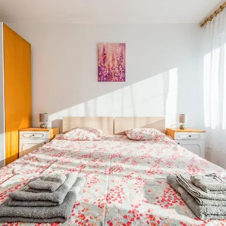 Miss Violet Appartement *